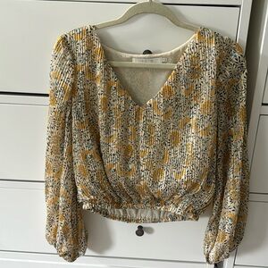 ASTR The Label Floral Top